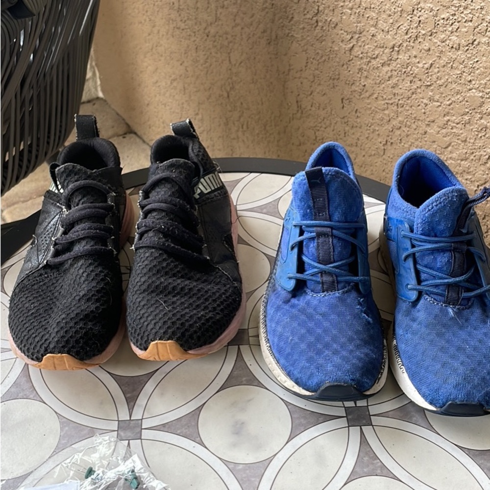 Girls puma sneaker bundle